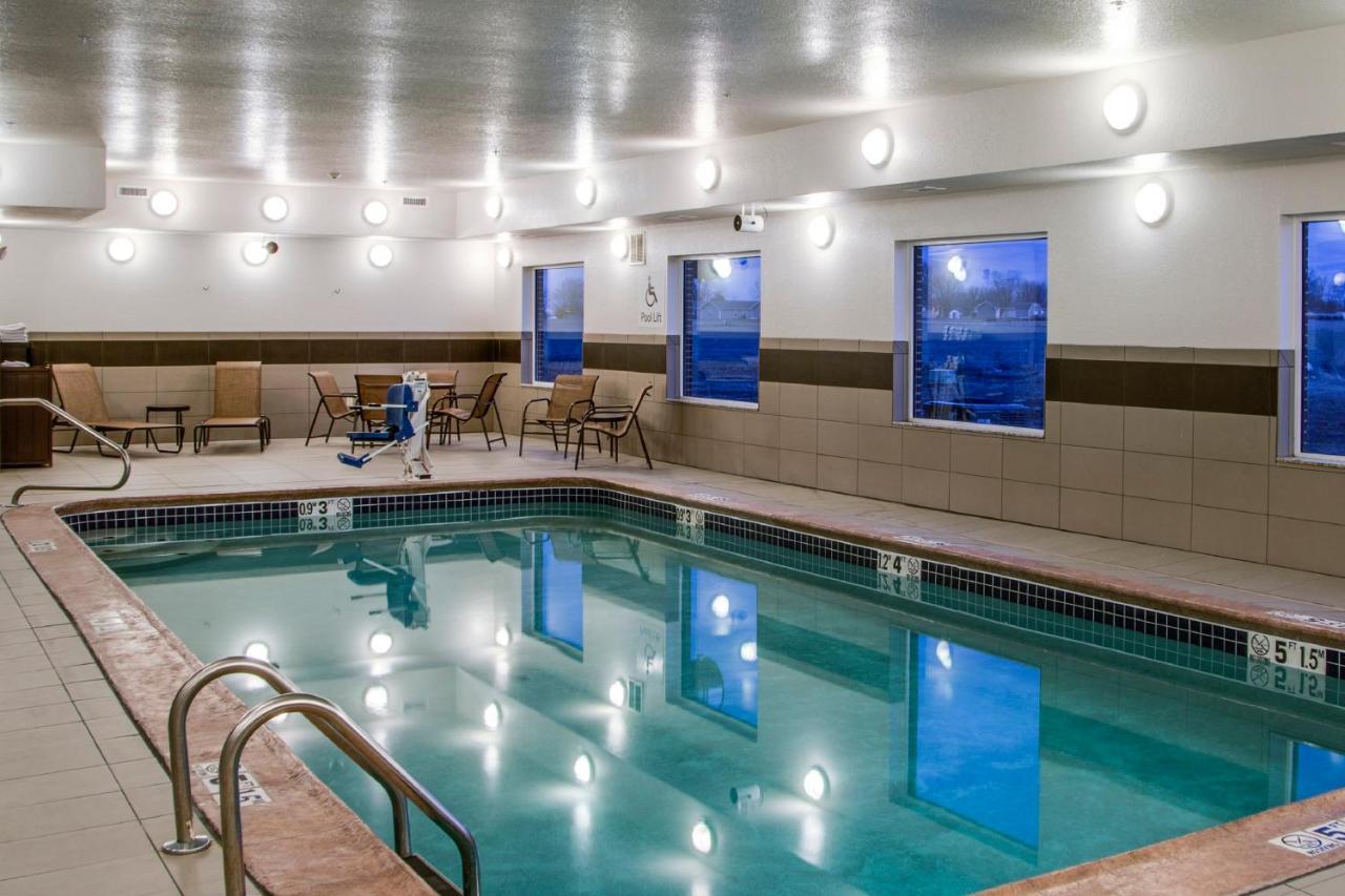 Holiday Inn Express & Suites Nevada By Ihg Exteriör bild