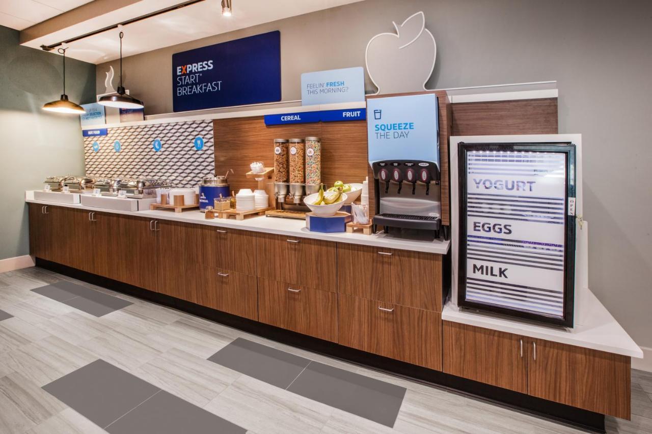 Holiday Inn Express & Suites Nevada By Ihg Exteriör bild