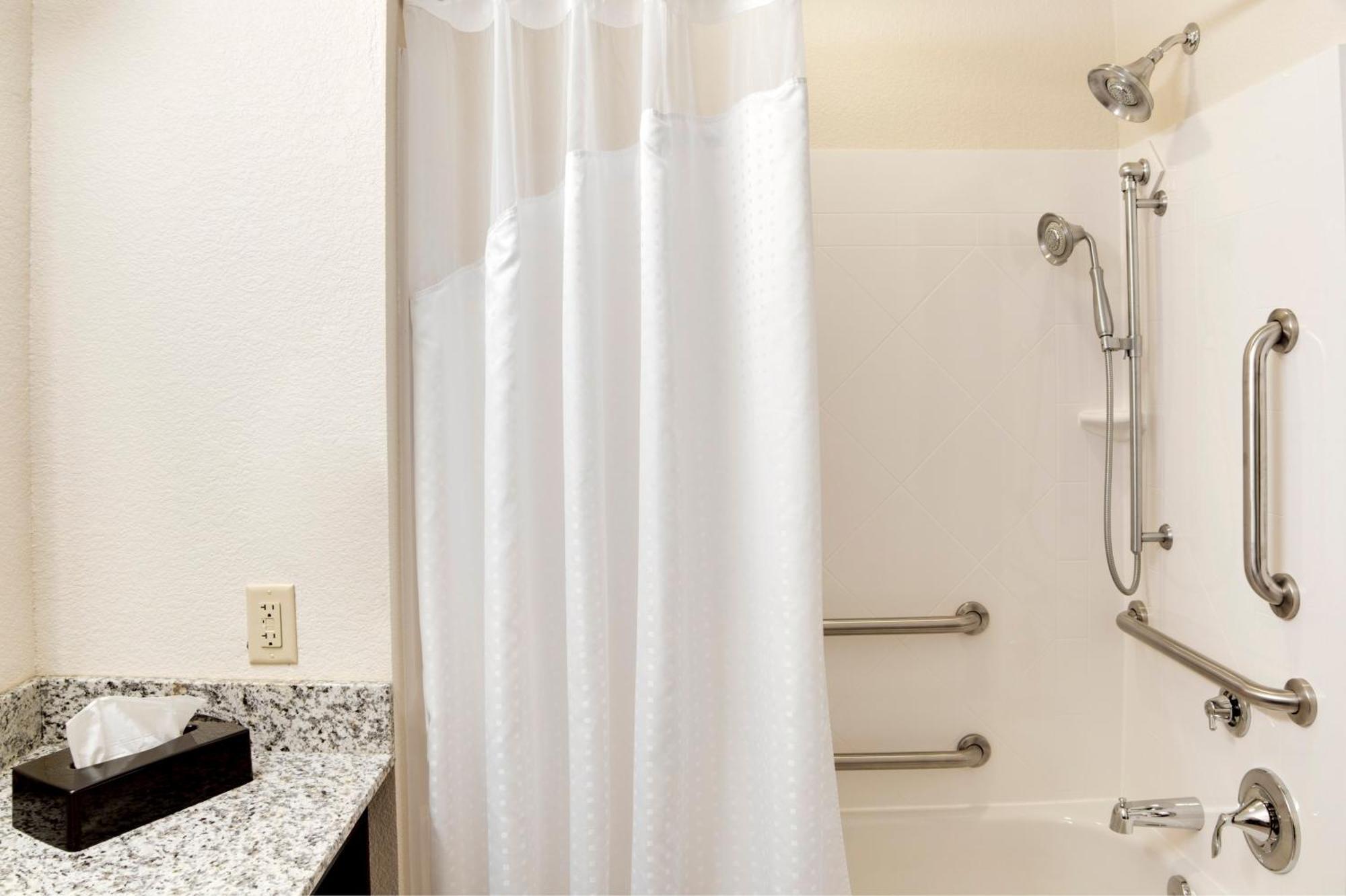 Holiday Inn Express & Suites Nevada By Ihg Exteriör bild