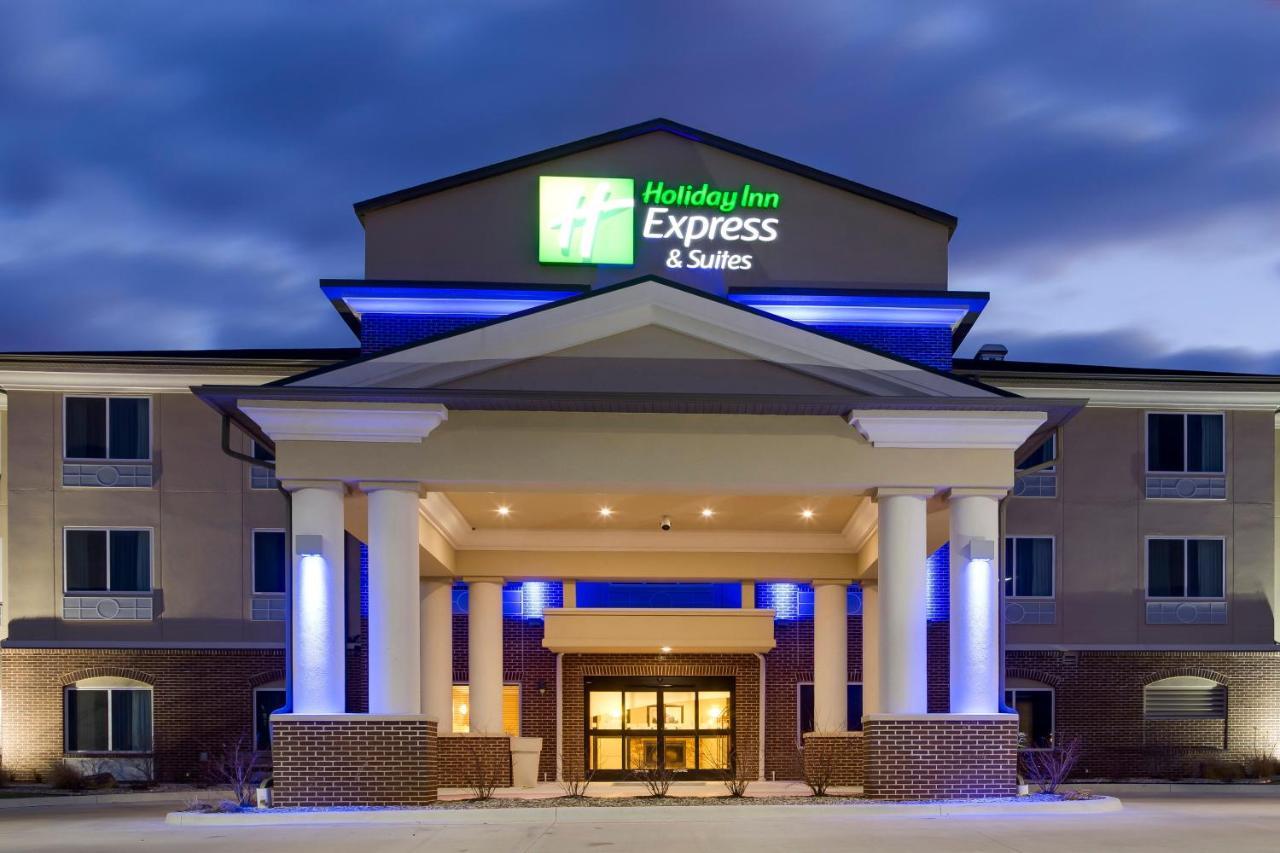 Holiday Inn Express & Suites Nevada By Ihg Exteriör bild