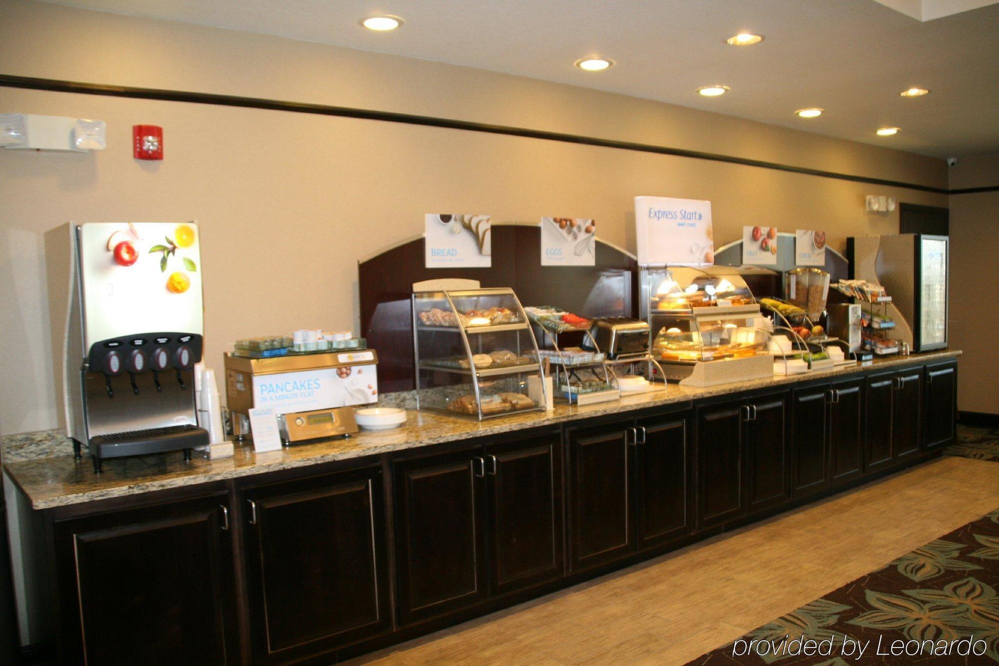 Holiday Inn Express & Suites Nevada By Ihg Exteriör bild