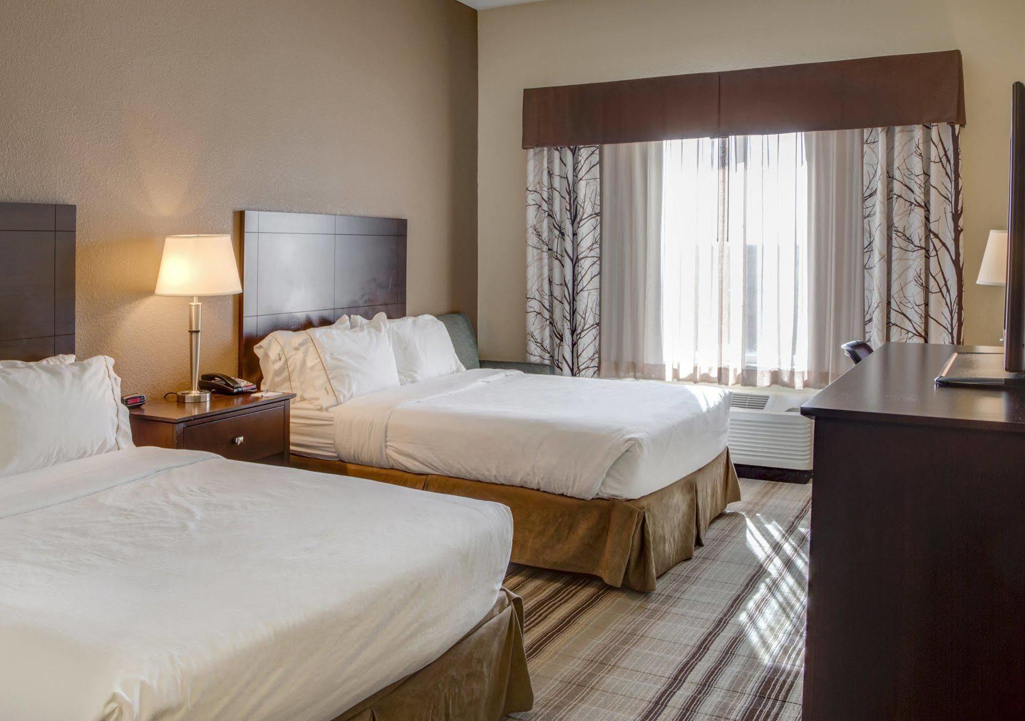 Holiday Inn Express & Suites Nevada By Ihg Exteriör bild